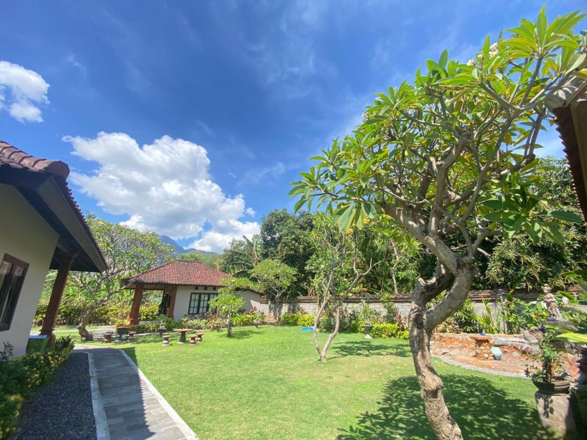 Badini Homestay Pemuteran Exterior foto